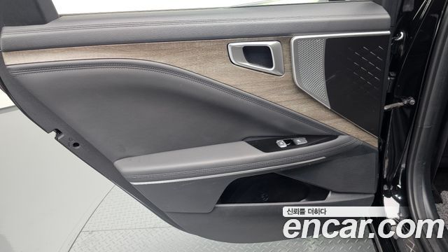 Kia K8 2023 — photo 15
