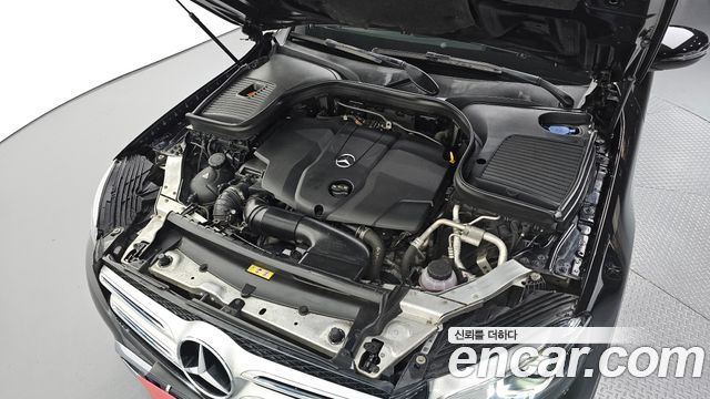 Mercedes-Benz GLC-Class 2018 — photo 6