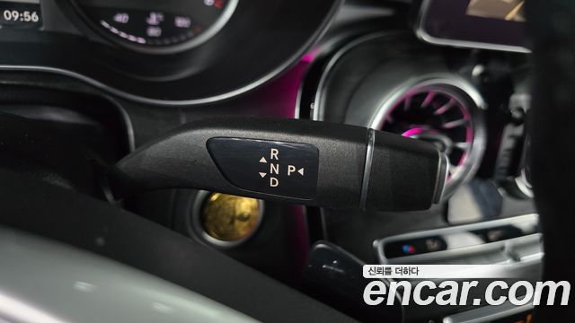 Mercedes-Benz GLC-Class 2018 — photo 12