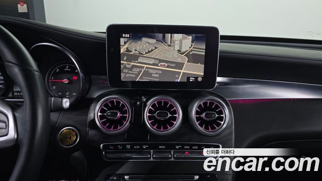 Mercedes-Benz GLC-Class 2018 — photo 20