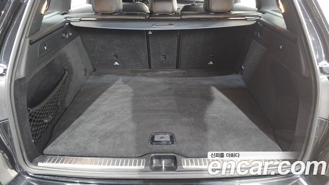 Mercedes-Benz GLC-Class 2018 — photo 33