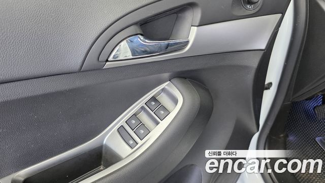 Chevrolet Korea Orlando 2015 — photo 27