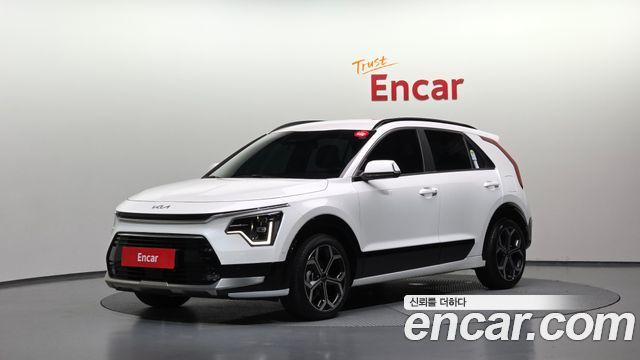 Kia Niro 2025 — photo 1