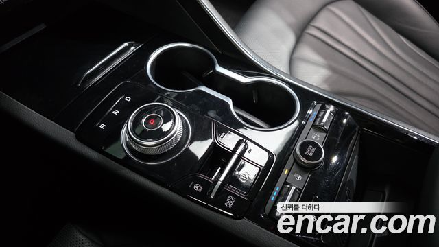 Kia K5 2023 — photo 9