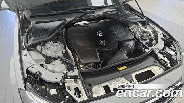Mercedes-Benz E-Class 2024 — photo 6