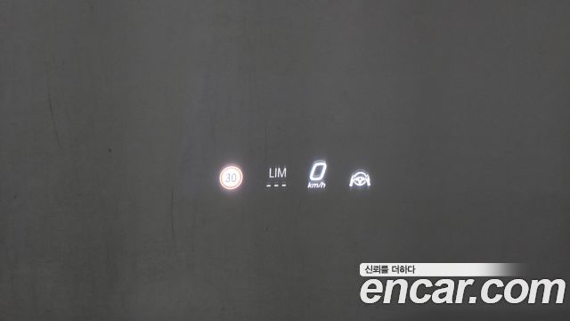 Mercedes-Benz E-Class 2024 — photo 17