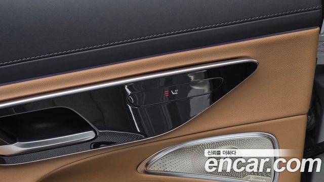 Mercedes-Benz E-Class 2024 — photo 19
