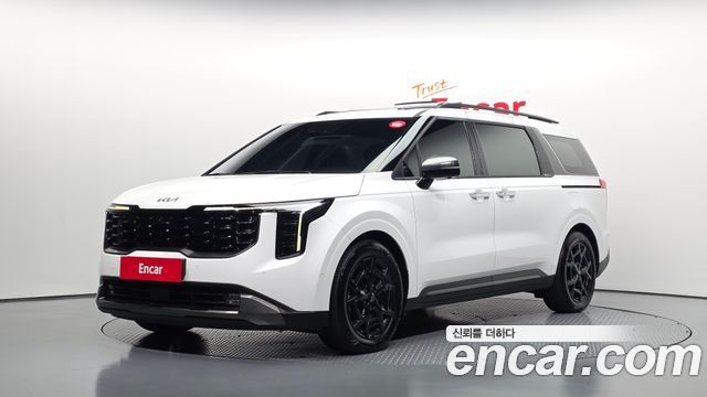 Kia Canival 2025 — photo 1