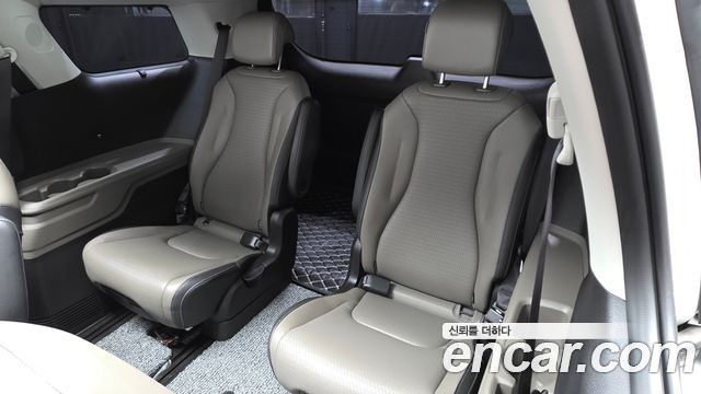 Kia Canival 2025 — photo 19