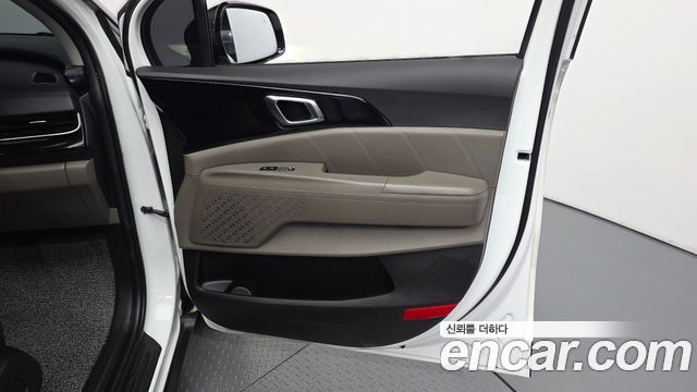 Kia Canival 2025 — photo 15