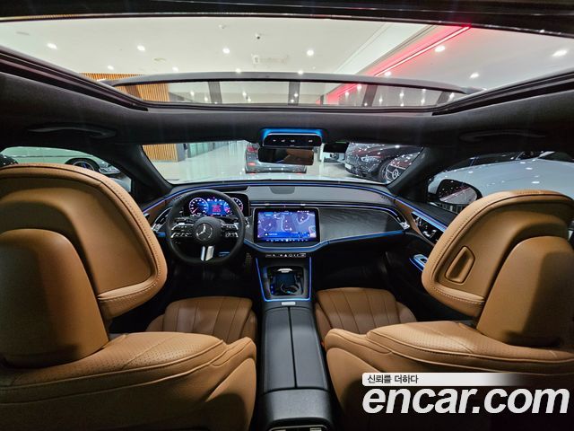 Mercedes-Benz E-Class 2026 — photo 7
