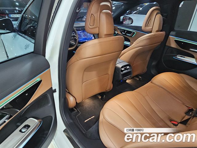 Mercedes-Benz E-Class 2026 — photo 11