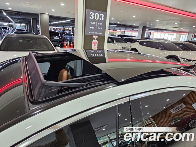 Mercedes-Benz E-Class 2026 — photo 17