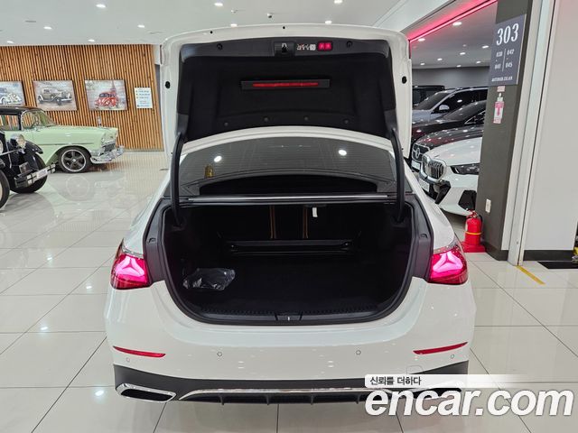 Mercedes-Benz E-Class 2026 — photo 18