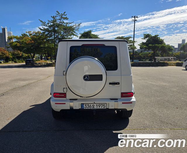 Mercedes-Benz G-Class 2026 — photo 2