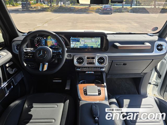 Mercedes-Benz G-Class 2026 — photo 13