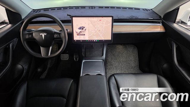 Tesla Model Y 2022 — photo 10
