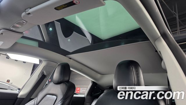 Tesla Model Y 2022 — photo 21