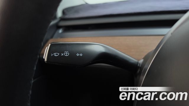Tesla Model Y 2022 — photo 26