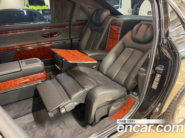 Maybach 62 2005 — photo 16