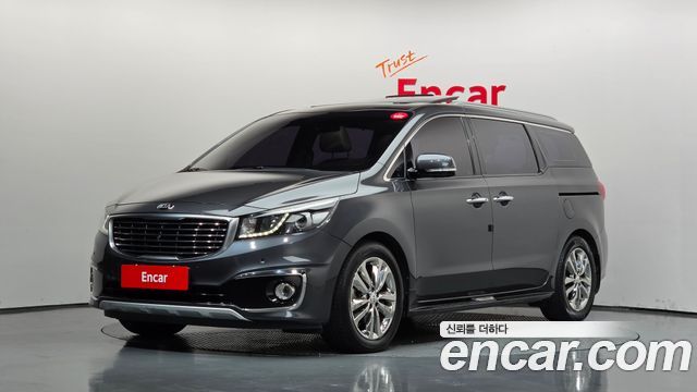 Kia Canival 2018 — photo 1