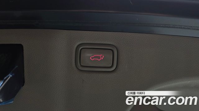 Kia Canival 2018 — photo 25