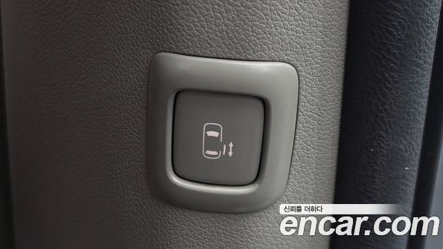 Kia Canival 2018 — photo 26