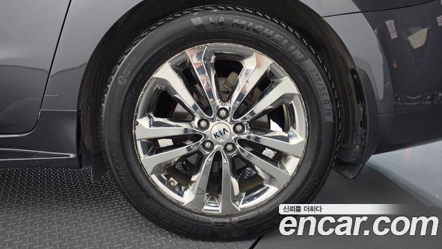 Kia Canival 2018 — photo 7