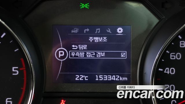 Kia Canival 2018 — photo 32