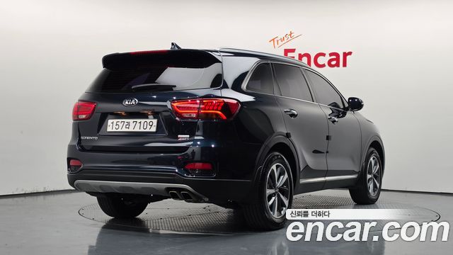 Kia Sorento 2019 — photo 2