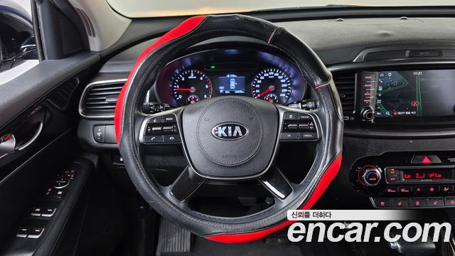Kia Sorento 2019 — photo 18