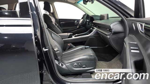 Genesis GV80 2020 — photo 11