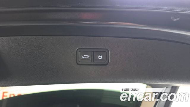 Genesis GV80 2020 — photo 16