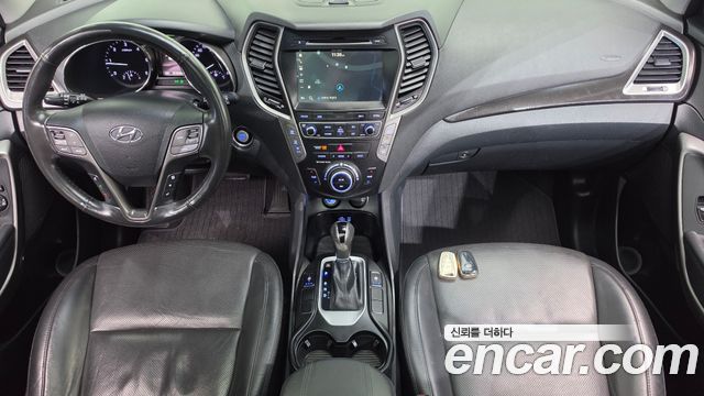 Hyundai Santafe 2016 — photo 10