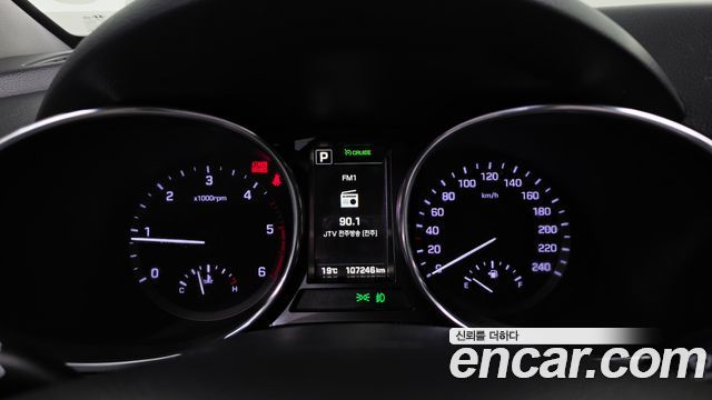 Hyundai Santafe 2016 — photo 11