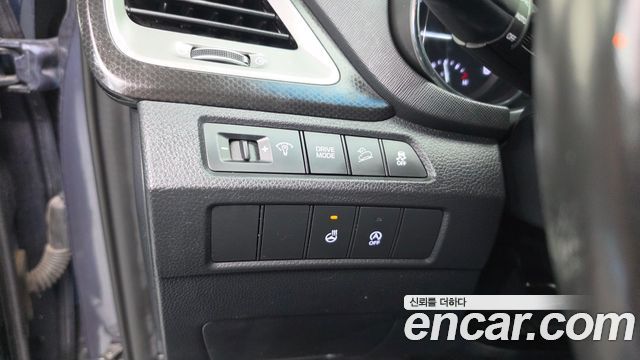 Hyundai Santafe 2016 — photo 19