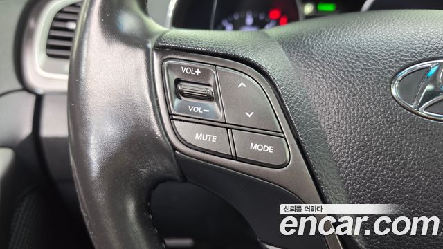 Hyundai Santafe 2016 — photo 21