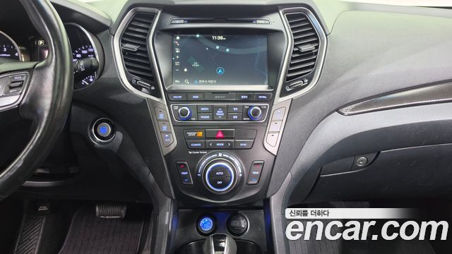 Hyundai Santafe 2016 — photo 23