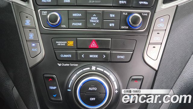 Hyundai Santafe 2016 — photo 25