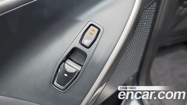 Hyundai Santafe 2016 — photo 29