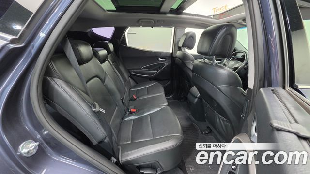 Hyundai Santafe 2016 — photo 30