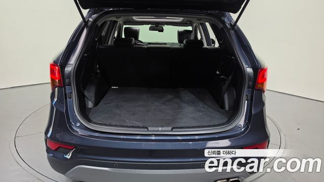 Hyundai Santafe 2016 — photo 31