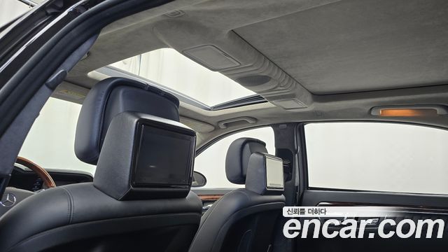 Mercedes-Benz S-Class 2008 — photo 18