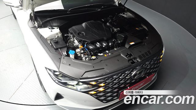 Hyundai Grandeur 2023 — photo 6