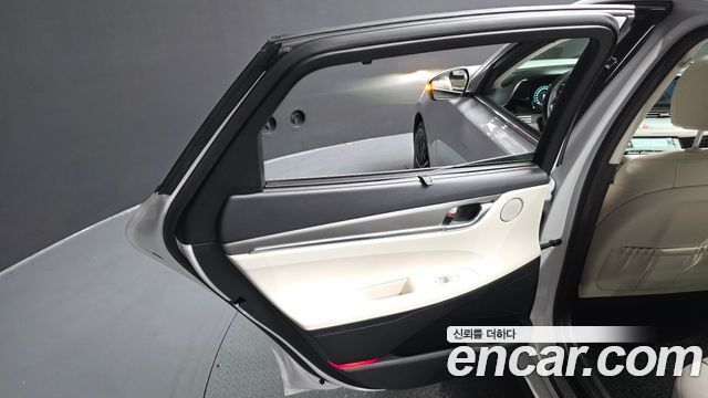 Hyundai Grandeur 2023 — photo 15