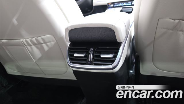 Hyundai Grandeur 2023 — photo 35