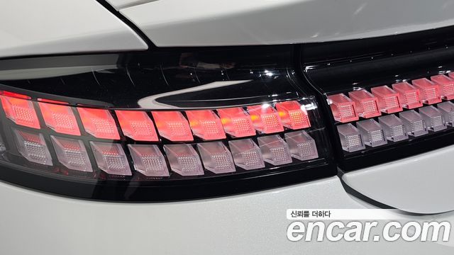 Hyundai Ioniq6 2025 — photo 9