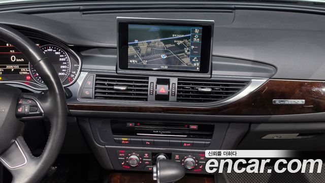 Audi A6 2014 — photo 14