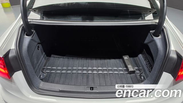 Audi A6 2014 — photo 20