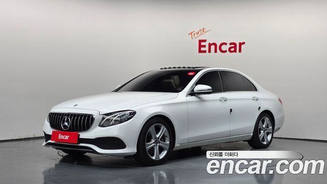 Mercedes-Benz E-Class 2018 — photo 1